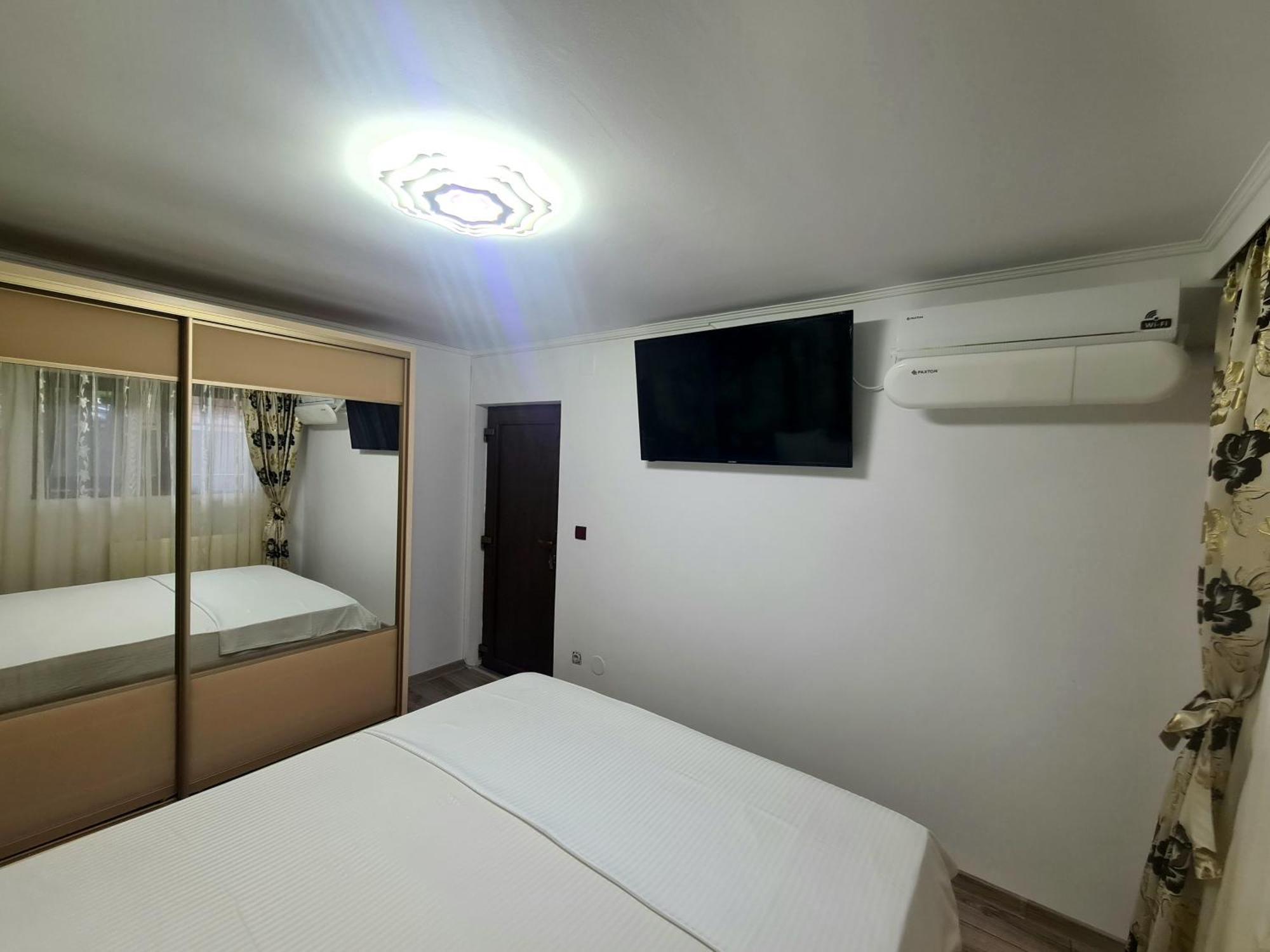 Apartament Gradina Botanica Premium 크라이오바 외부 사진